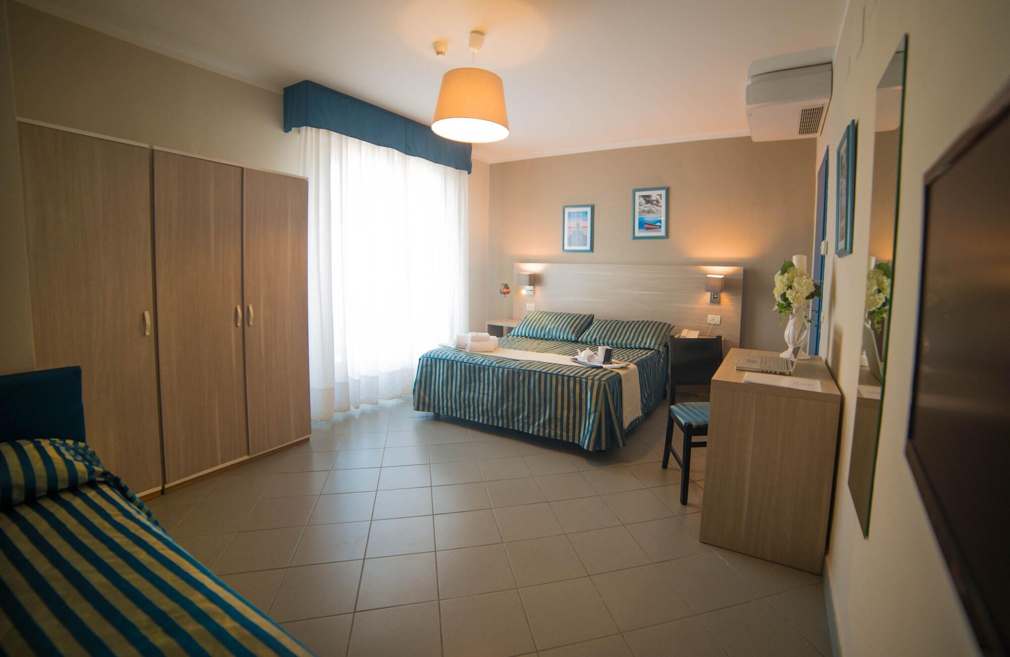 Hg Hotel Il Settebello Marina di Cecina Ngoại thất bức ảnh