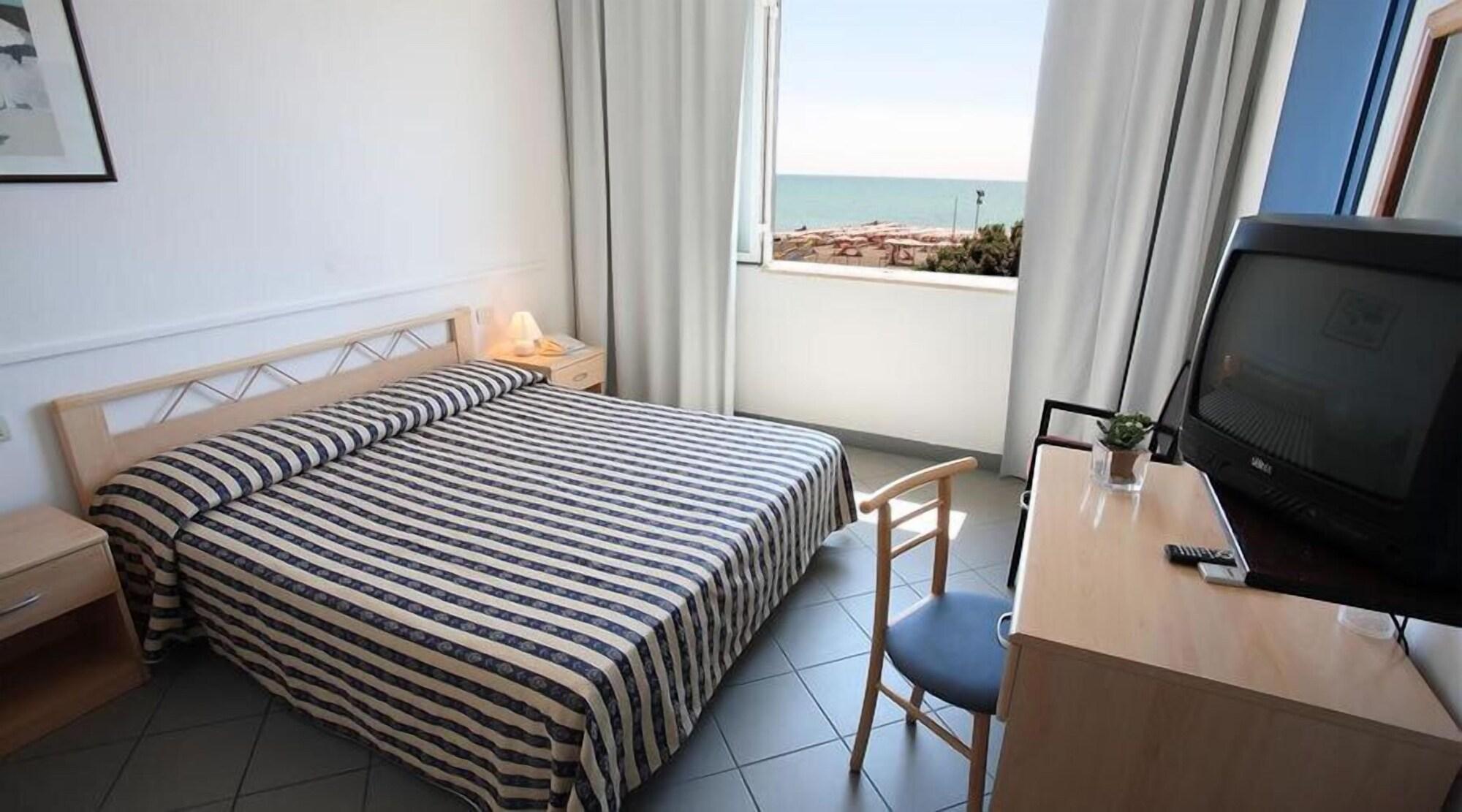 Hg Hotel Il Settebello Marina di Cecina Ngoại thất bức ảnh