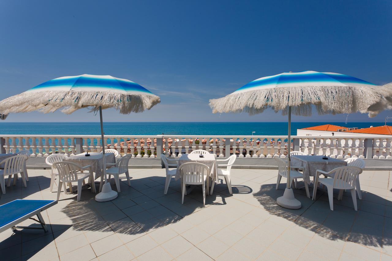 Hg Hotel Il Settebello Marina di Cecina Ngoại thất bức ảnh